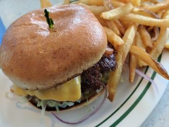 Dan's Diner food